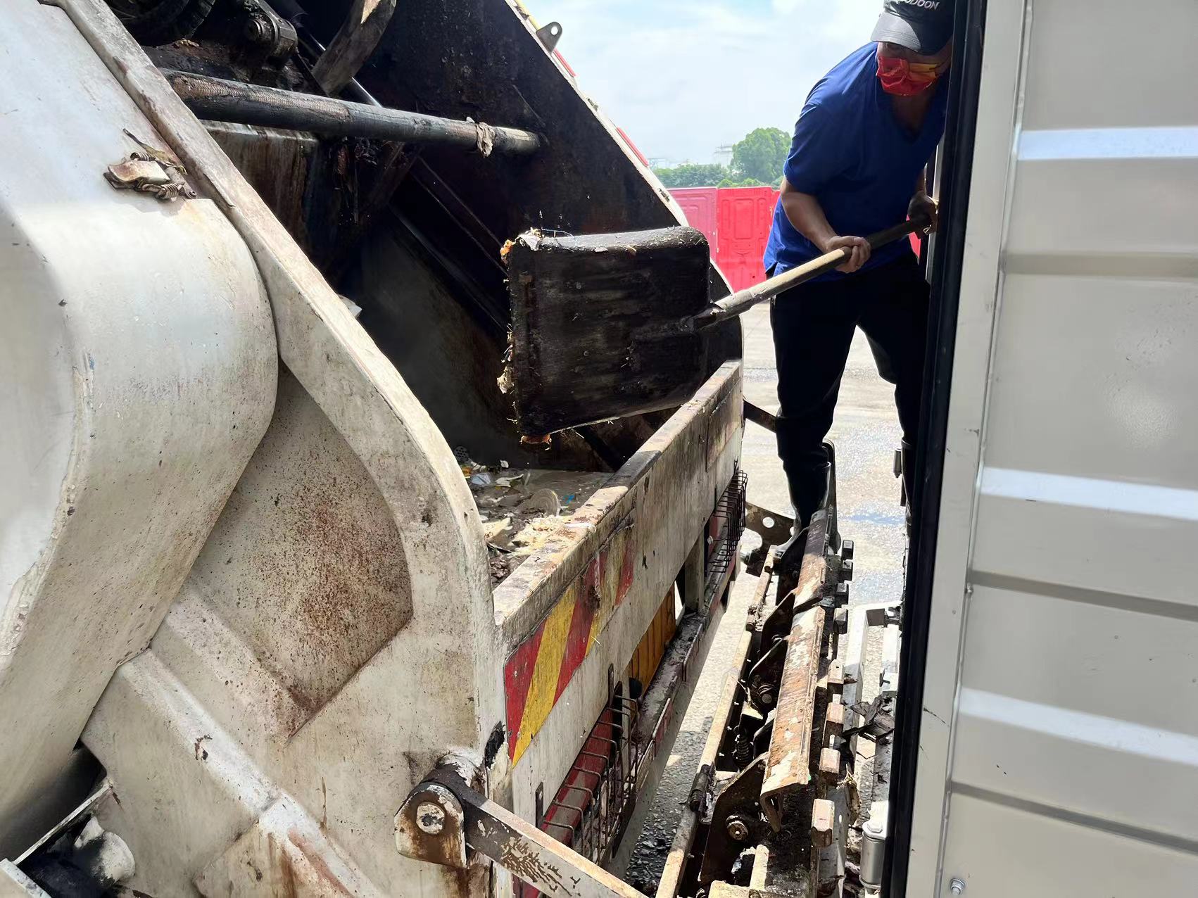 廚餘垃圾處（chù）理